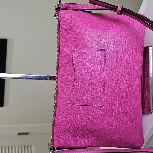 Coach 52377 Authentic Bubblegum Pink Crossgrain Leather Swingpack Crossbody  EUC - Picture 8 of 16